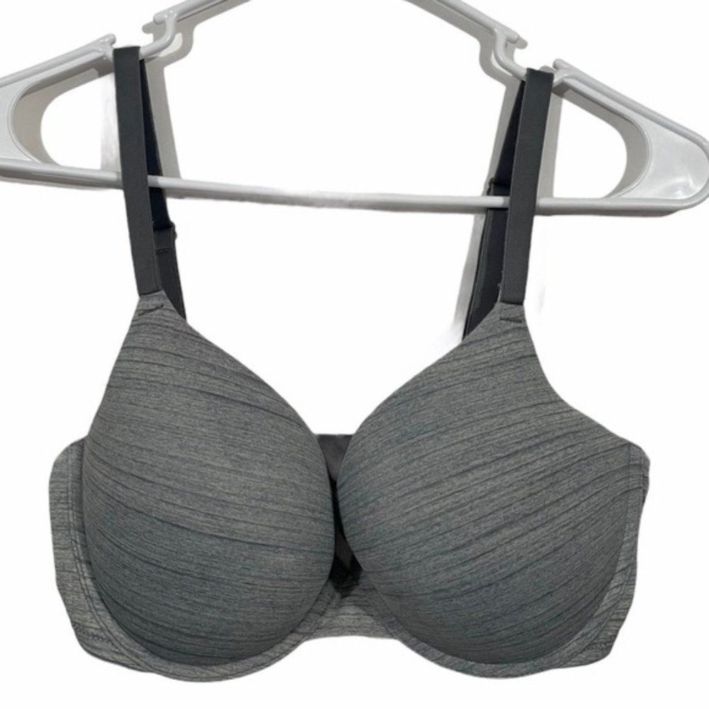 Victoria’s Secret PINK 34DD Grey Push Up Bra